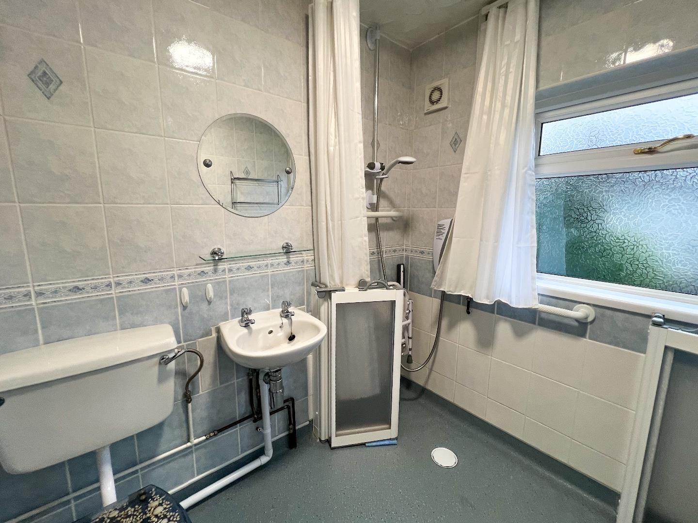 Glenwood Close, Coychurch, Bridgend County Borough, CF35 5EU